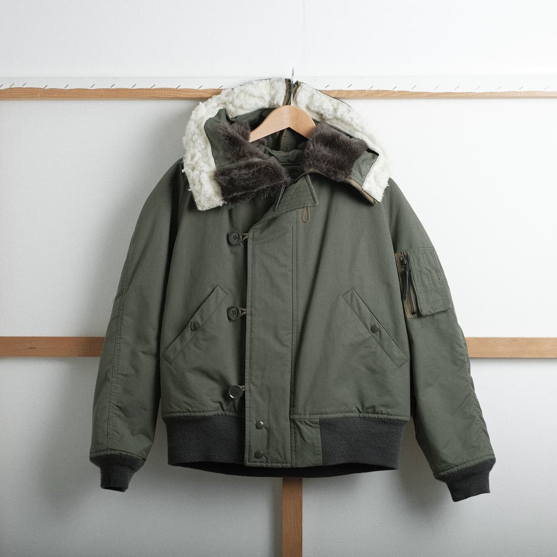 시오타 수빈 코튼 나일론 트윌 N-2B 자켓 5사이즈 그린 상품이미지4