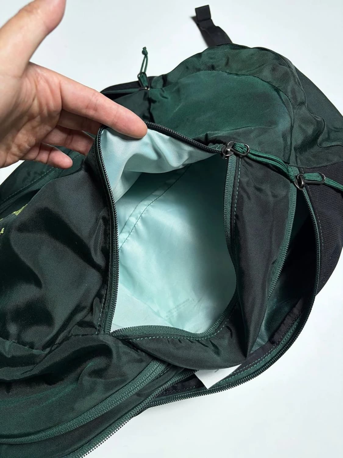 아크테릭스 ARC'TERYX 맨티스 26 백팩 PR2235 상품이미지7