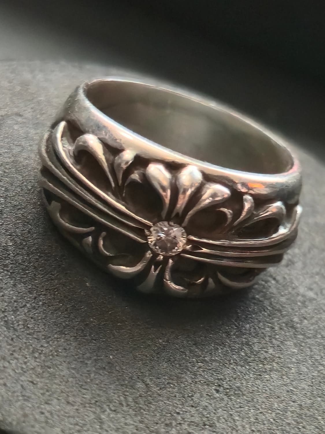 크롬하츠 플로랄 크로스링 1p 상품이미지2