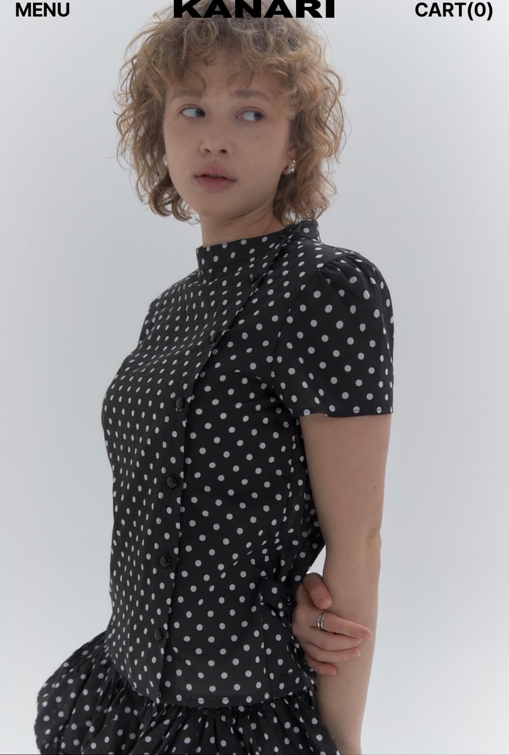 (일괄) 카나리 kanari 상의 쇼츠 벌룬 스커트 도트 셋업으로 판매 상품이미지1