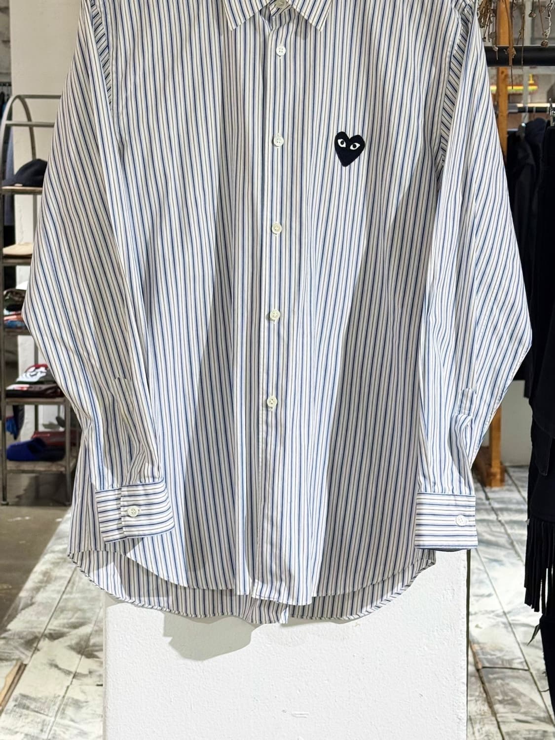 꼼데가르송 블루 블랙 하트 스트라이프 셔츠 상품이미지5