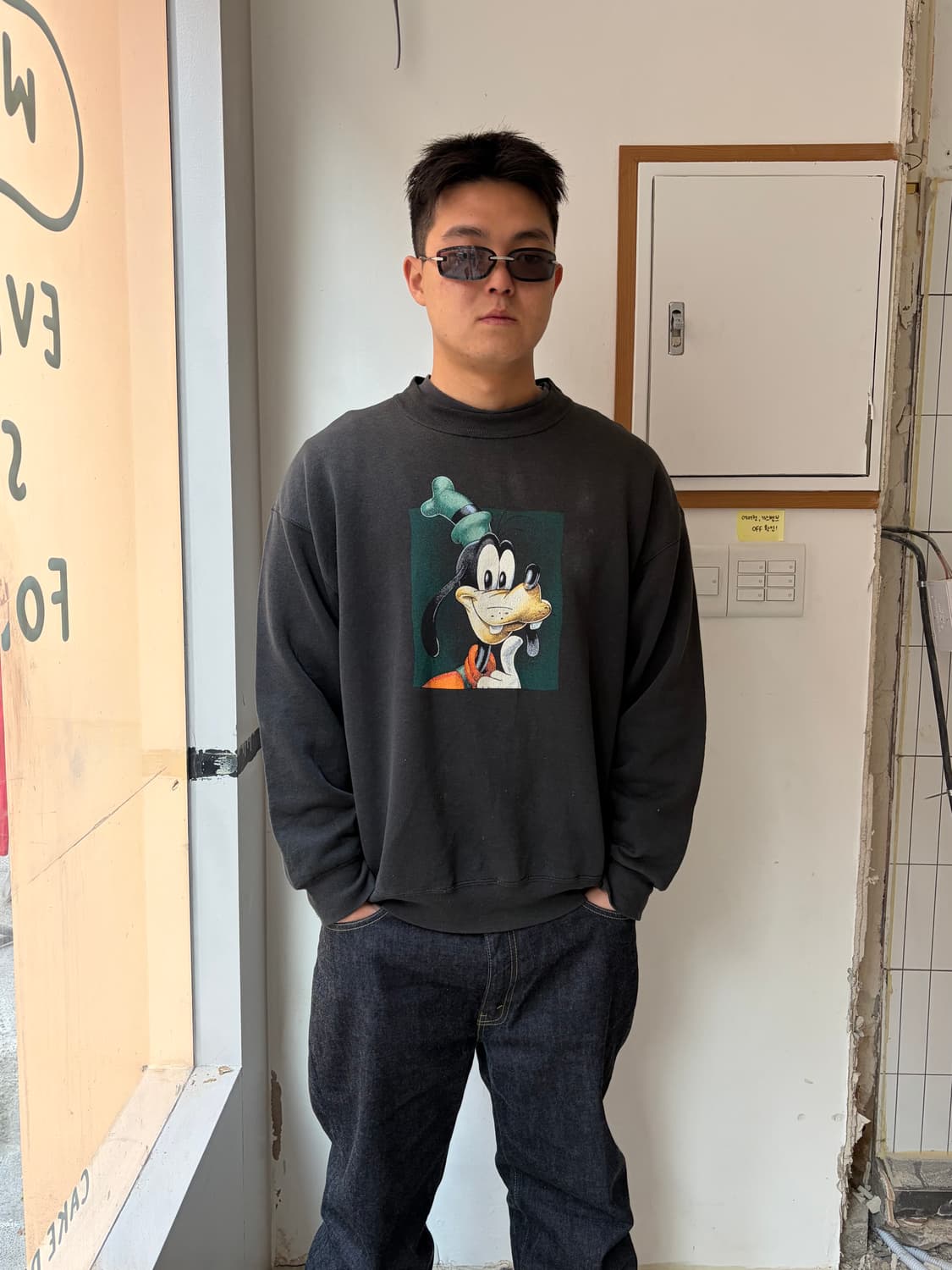 90’s Disney Goofy logo faded sweatshirt  상품이미지1