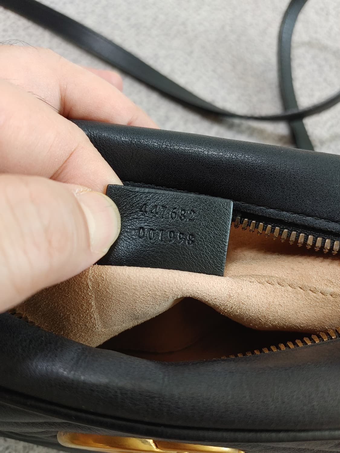 정품 구찌 GG 마몽 마몬트 마틀라세 스몰 카메라백 크로스백 상품이미지10