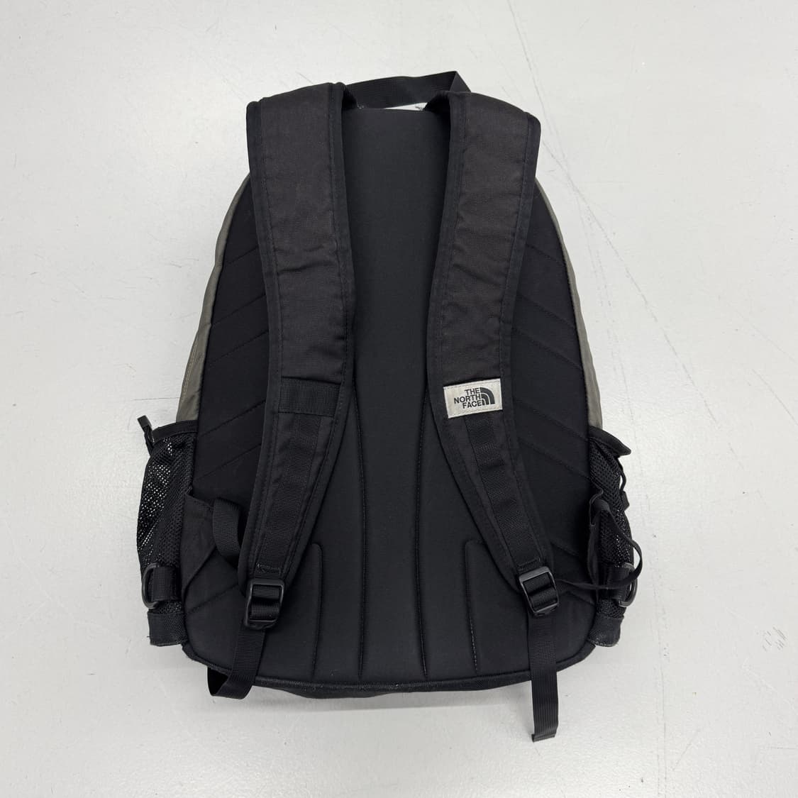 노스페이스 고프코어 제스터 카키 테크니컬 백팩 상품이미지3