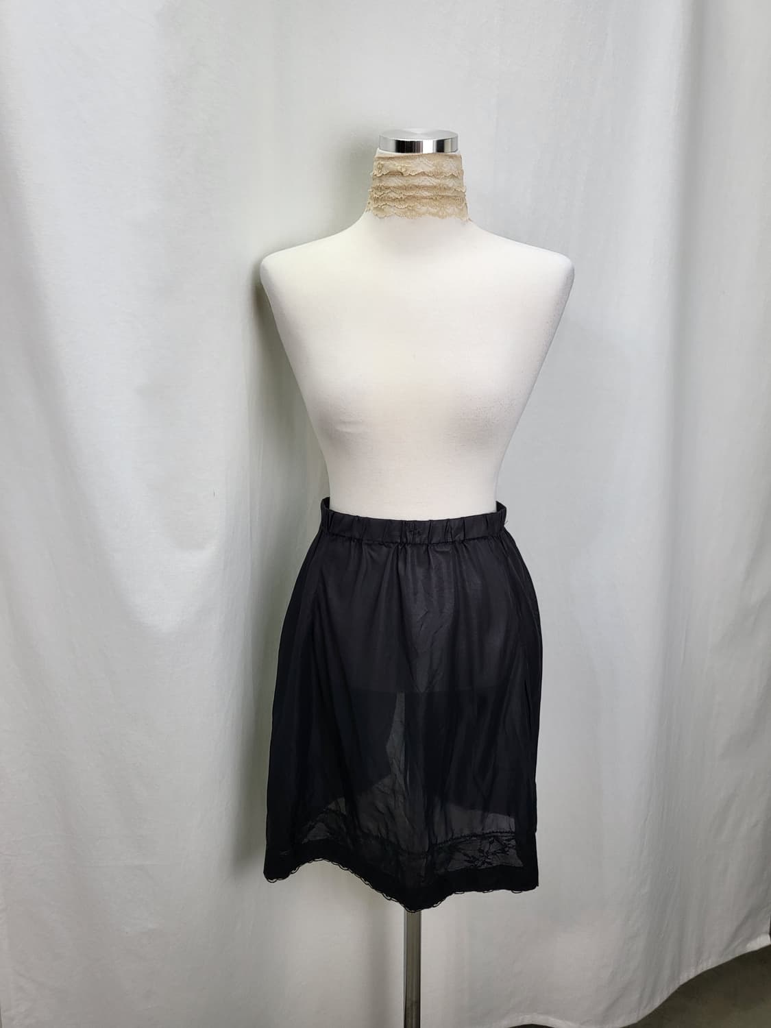 빈티지 딥 블랙 란제리 숏 슬립 스커트 상품이미지1