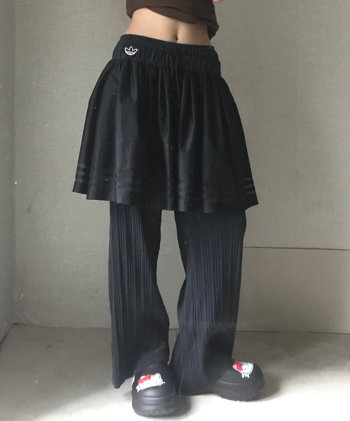 아디다스 블랙 샤스커트 상품이미지4