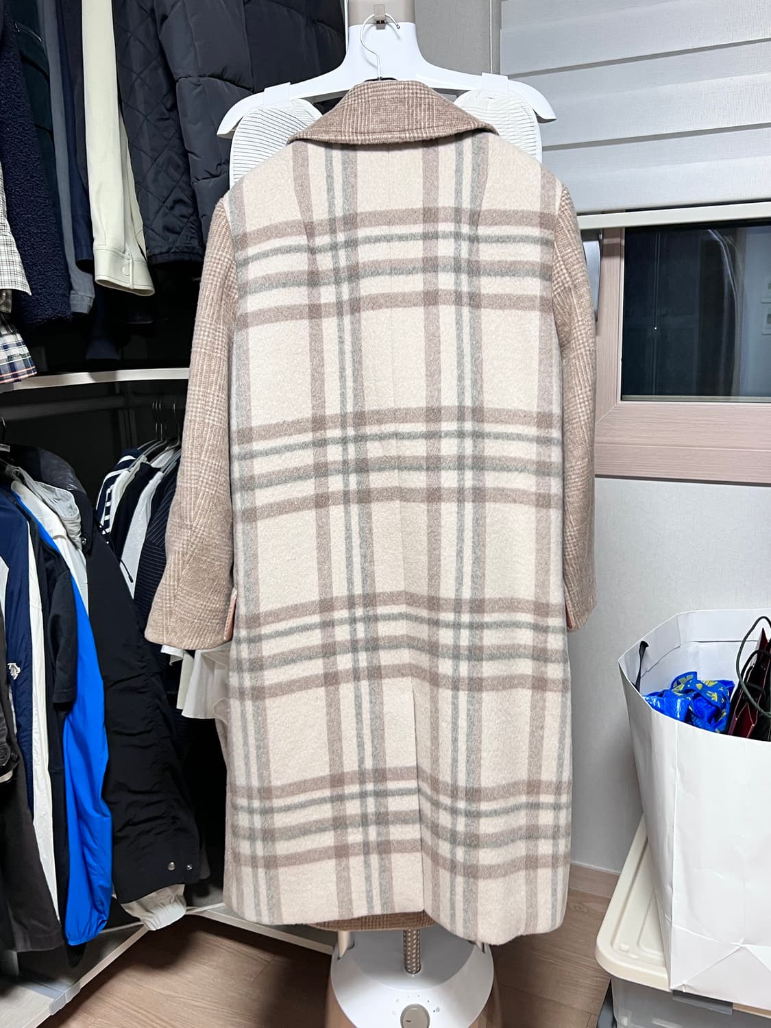 프론트로우x메종마레 오버핏 체크 코트 상품이미지4