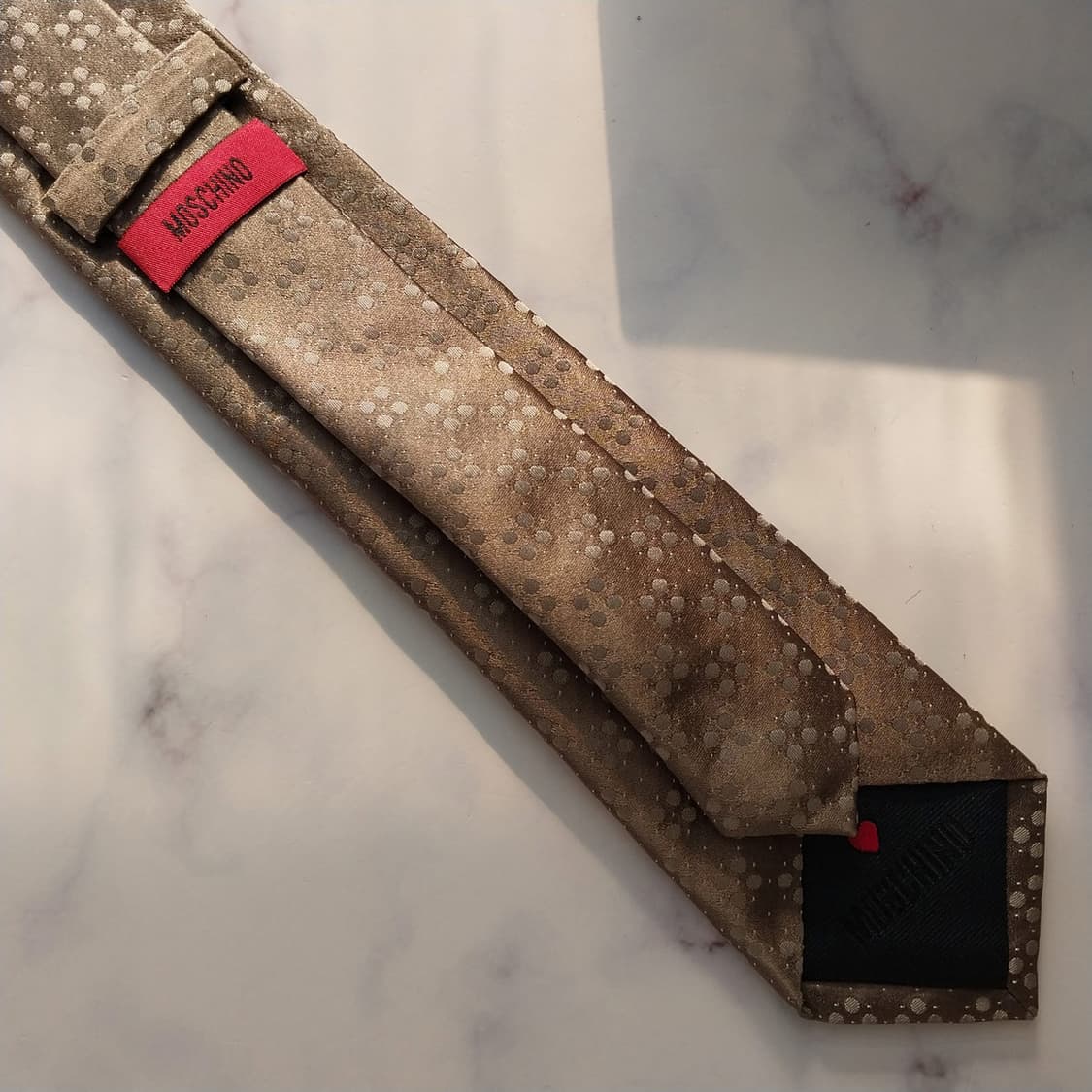 모스키노 실크 브라운 도트 슬림 넥타이 6.6cm A+등급 K1446
 상품이미지9