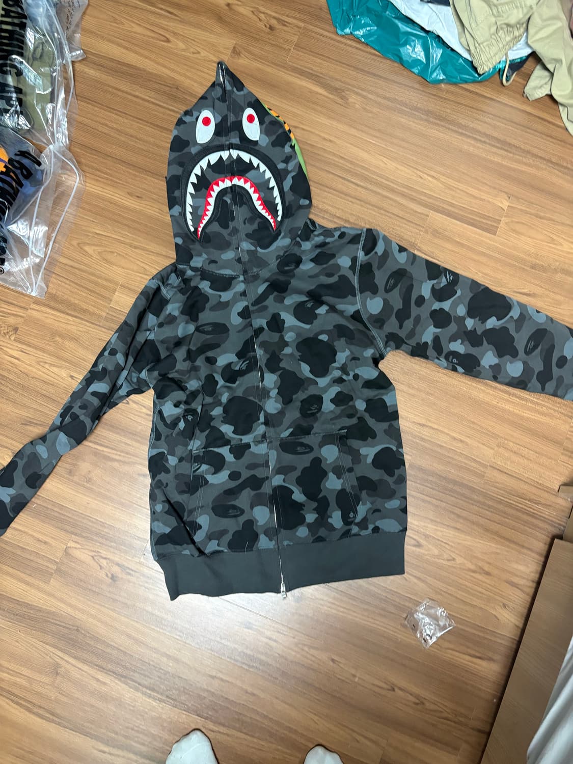 베이프 샤크후드 흑계 새상품 m,2XL 상품이미지1