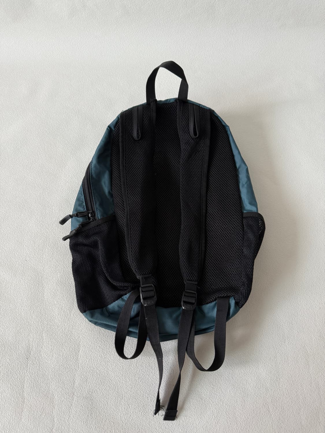 노스페이스(THE NORTH FACE) 경량 백팩 상품이미지4