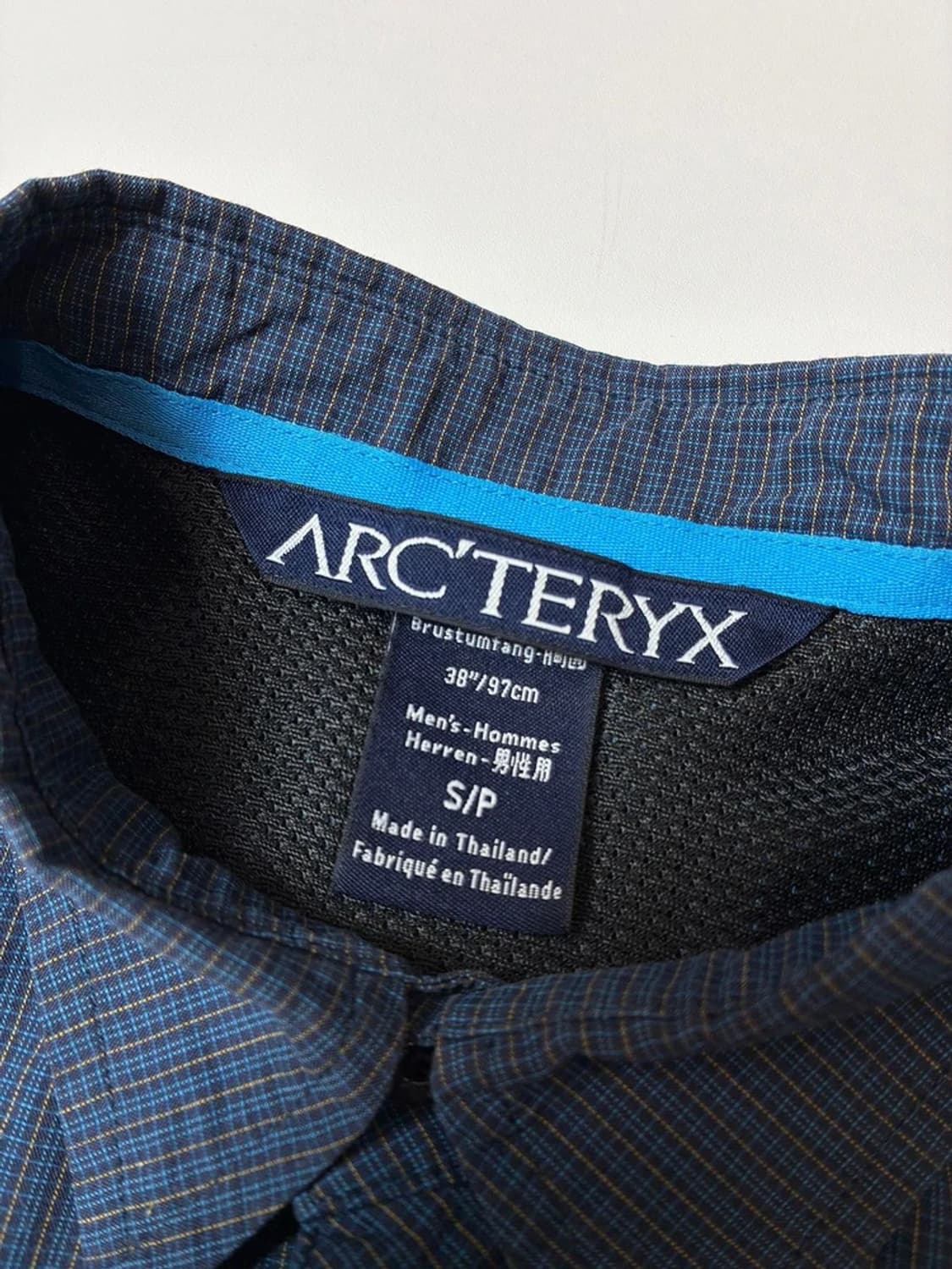 아크테릭스 ARC'TERYX 테크 릿지라인 반팔 체크 셔츠 PN8586 상품이미지4