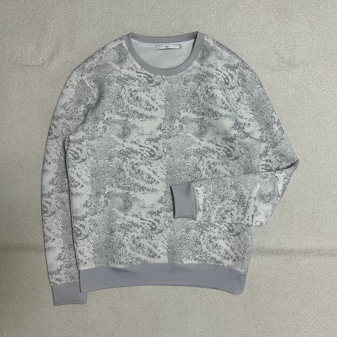 플랙 패턴 프린팅 맨투맨 상품이미지1