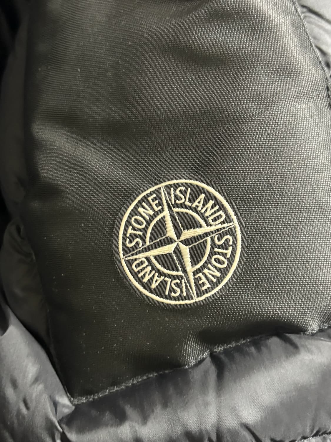 스톤아일랜드 마이크로랩스 다운패딩 아이보리 상품이미지5