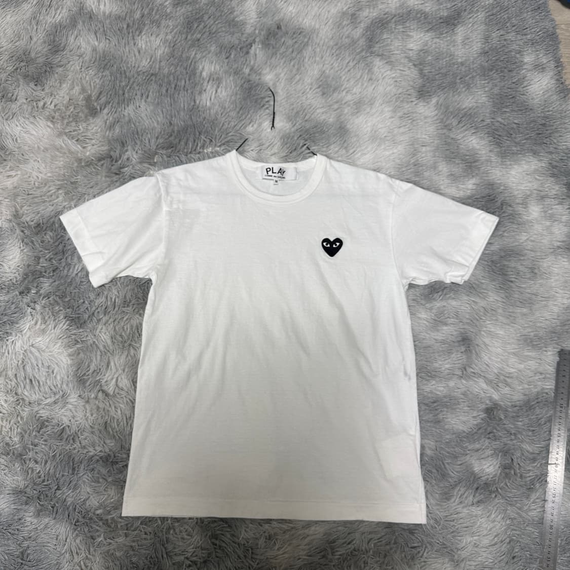 꼼데가르송 반팔티 M사이즈 상품이미지1