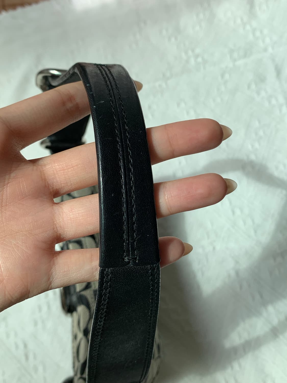 🖤 Coach 블랙 미니 버클 숄더백 상품이미지3