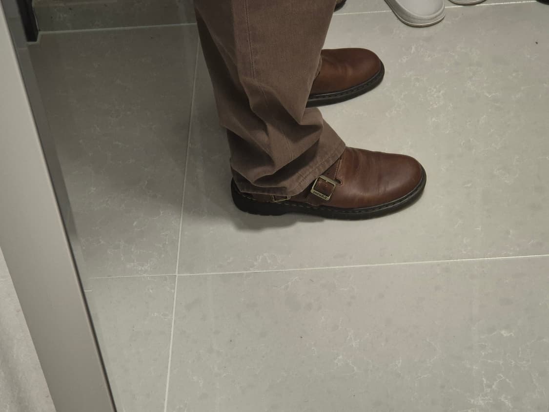 닥터마틴 조지 슬링백 브라운 UK7 상품이미지2