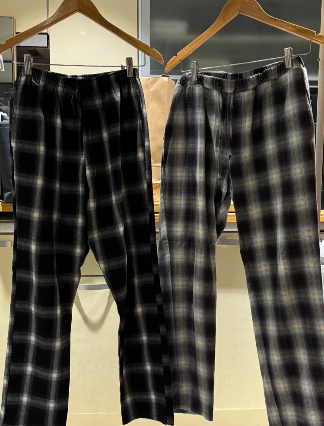 청바지, 츄리닝 등 하의 6벌 묶음 5만원 상품이미지5