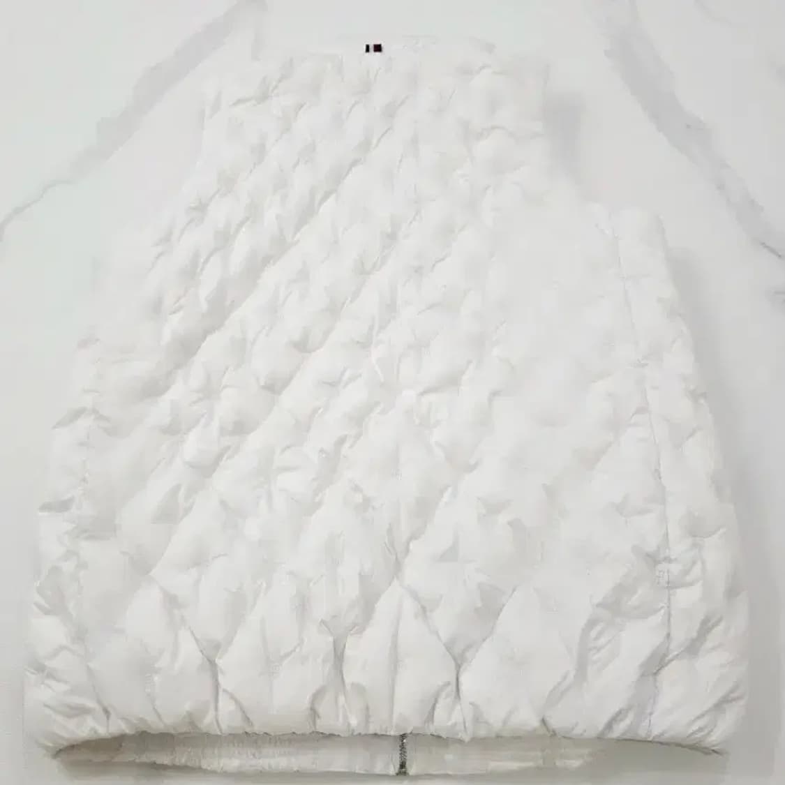 타미힐피거 여성 도트 자수 경량 다운 베스트 66~77 상품이미지3