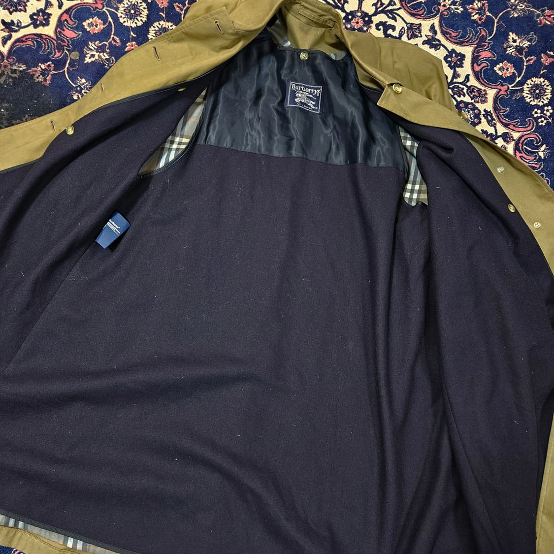 버버리(BURBERRYS) in London 내피탈착 루즈핏 트렌치코트 상품이미지7