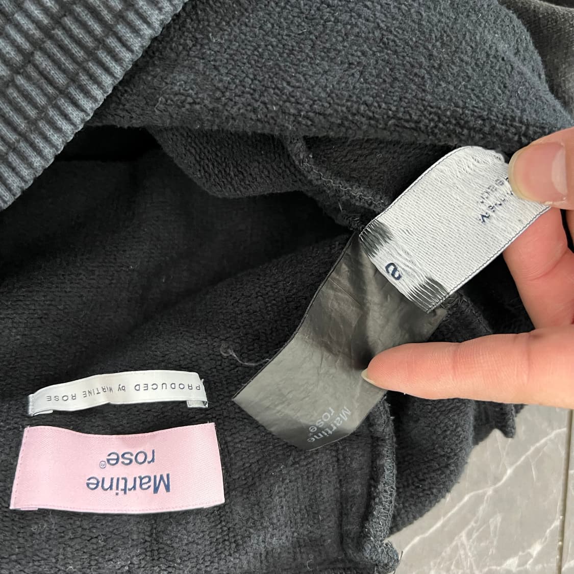 마틴로즈 로고 자카드 프린티드 스웻 팬츠 블랙 상품이미지8