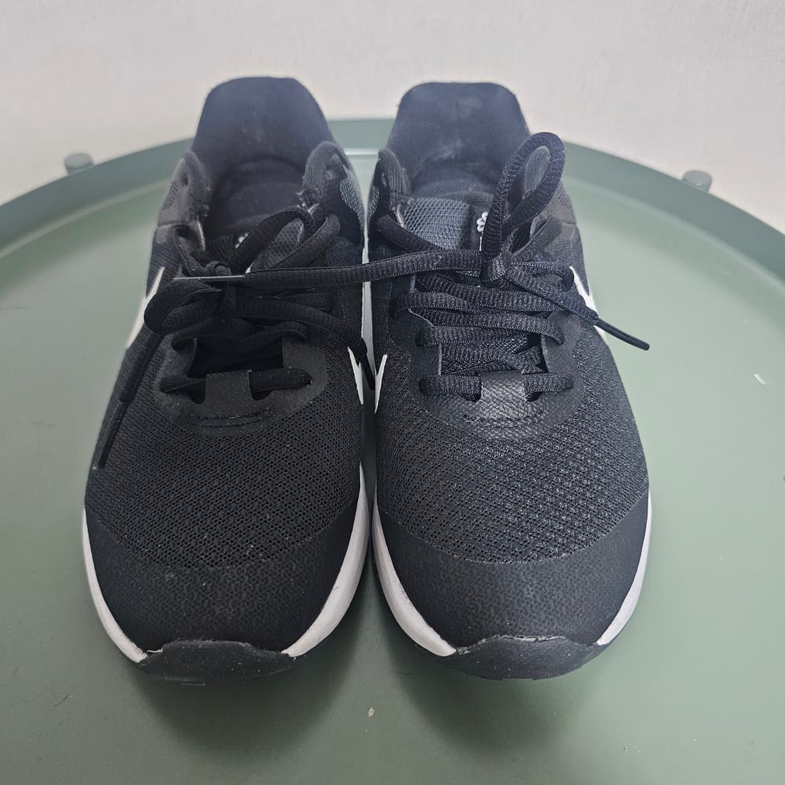 235 나이키 레볼루션 상품이미지2