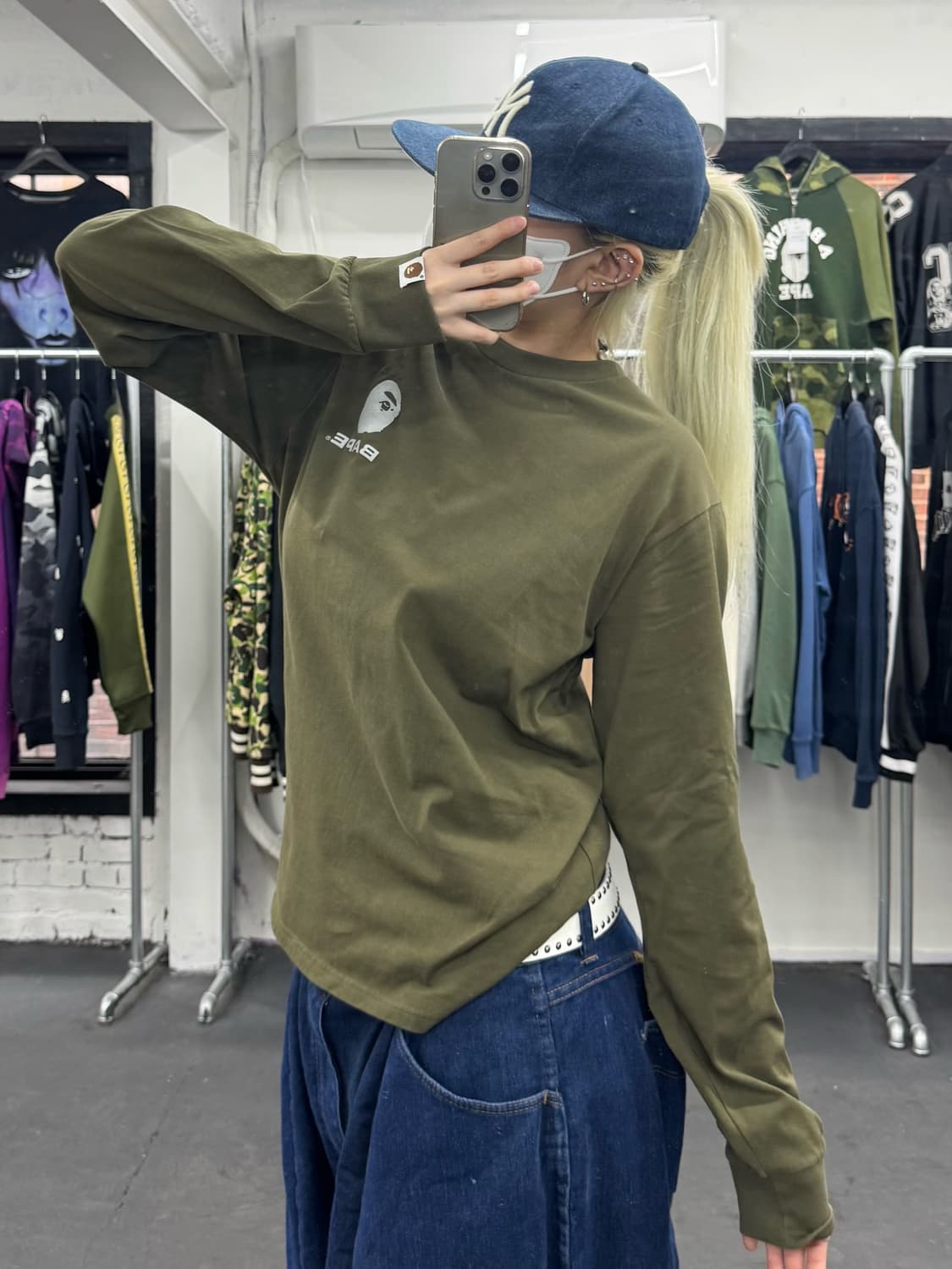 베이프 ANSKA 카키 롱슬리브 상품이미지5