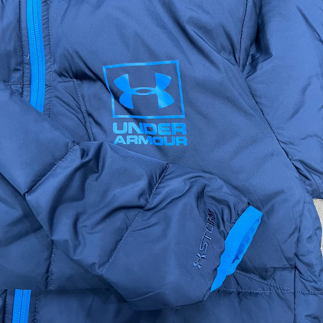 95) 여성 언더아머 덕다운 경량패딩점퍼 패딩점퍼 상품이미지3