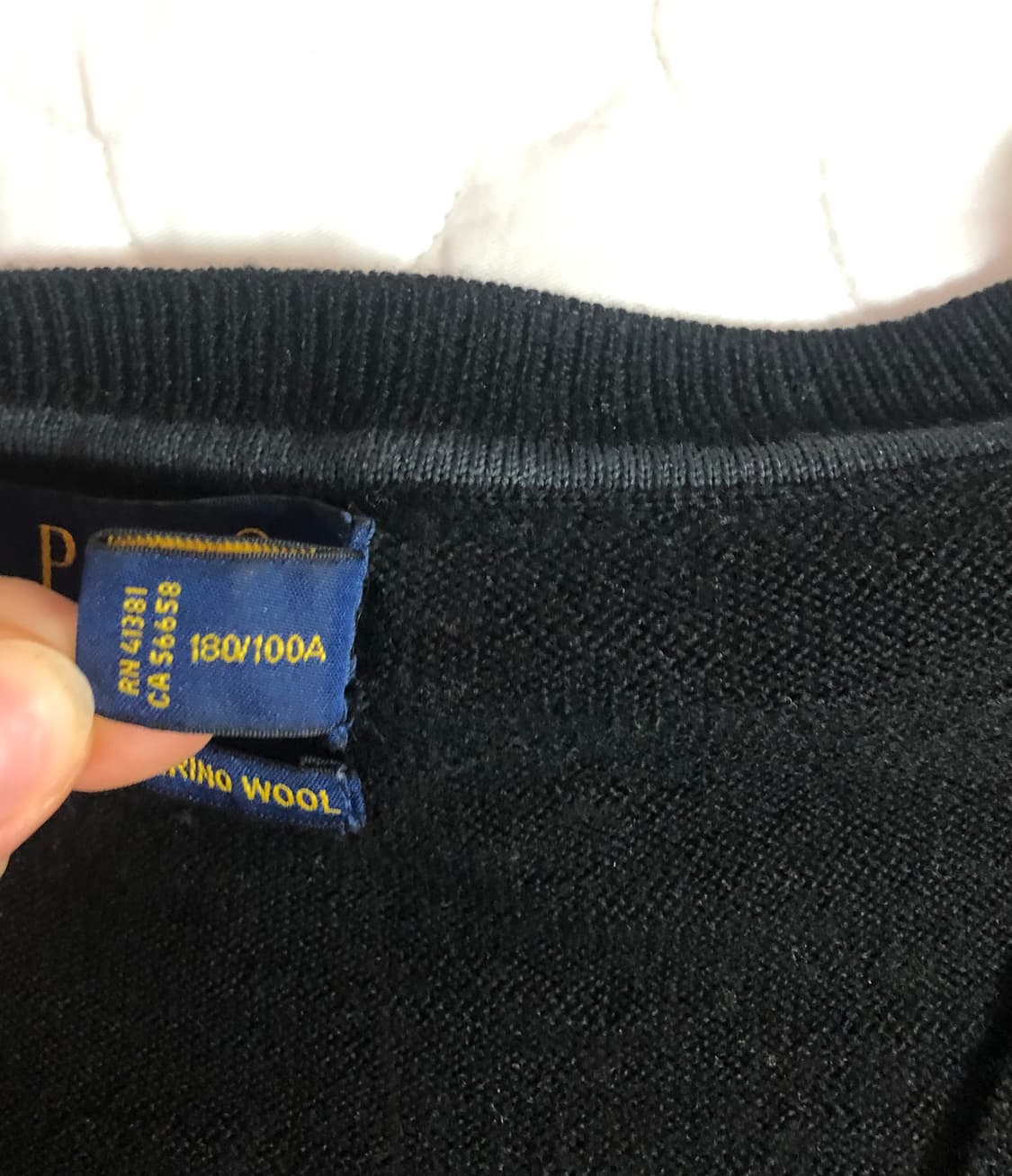 [폴로 랄프로렌] 브이넥 블랙 니트 (실버 포니) 상품이미지4