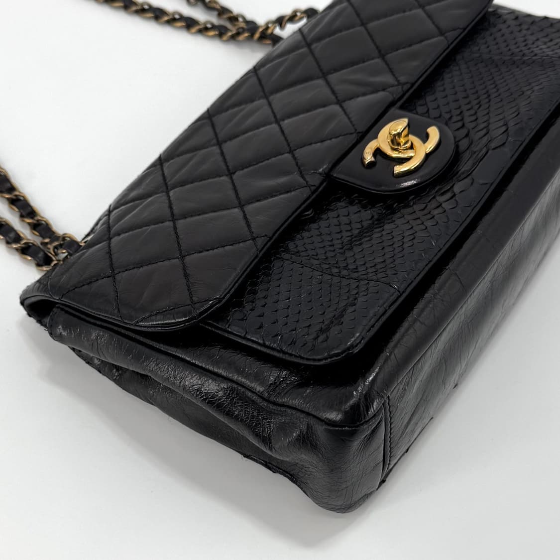 [감정완료] 샤넬 파이톤 체인 숄더백 블랙 상품이미지6