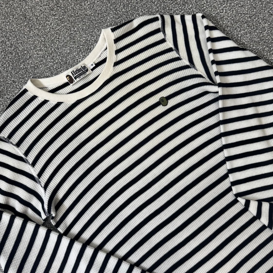 베이프 스트라이프 긴팔 티셔츠 상품이미지2