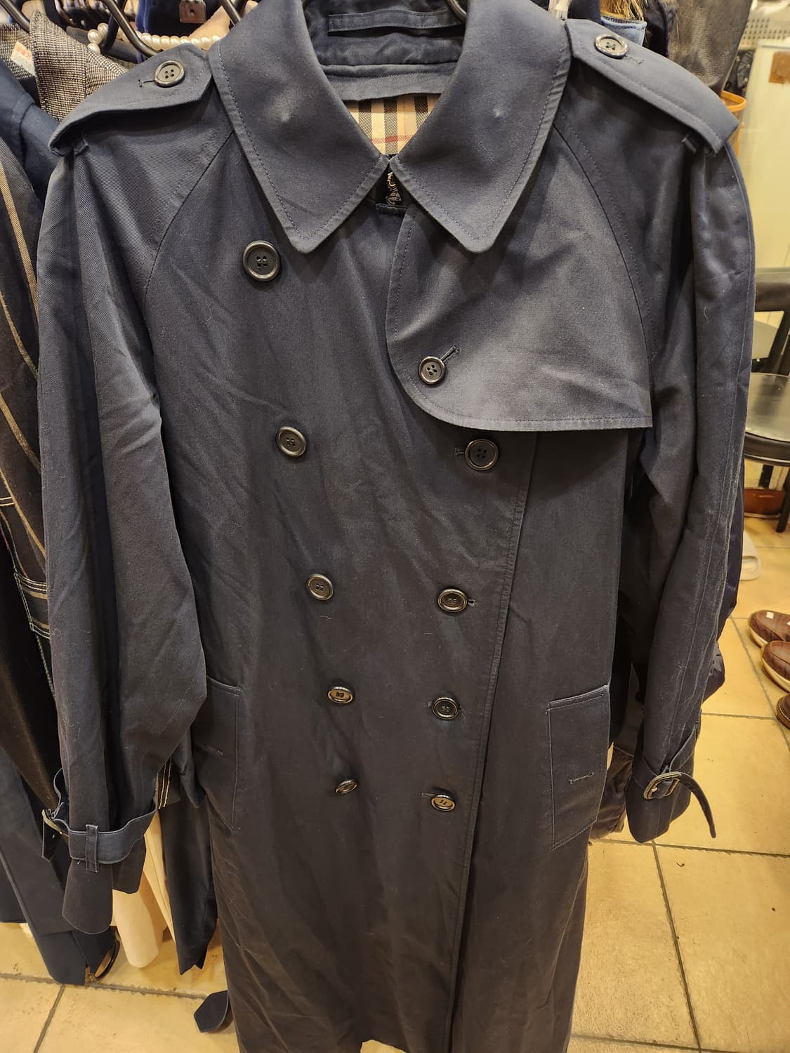 버버리 런던 네이비 트렌치코트 상품이미지1