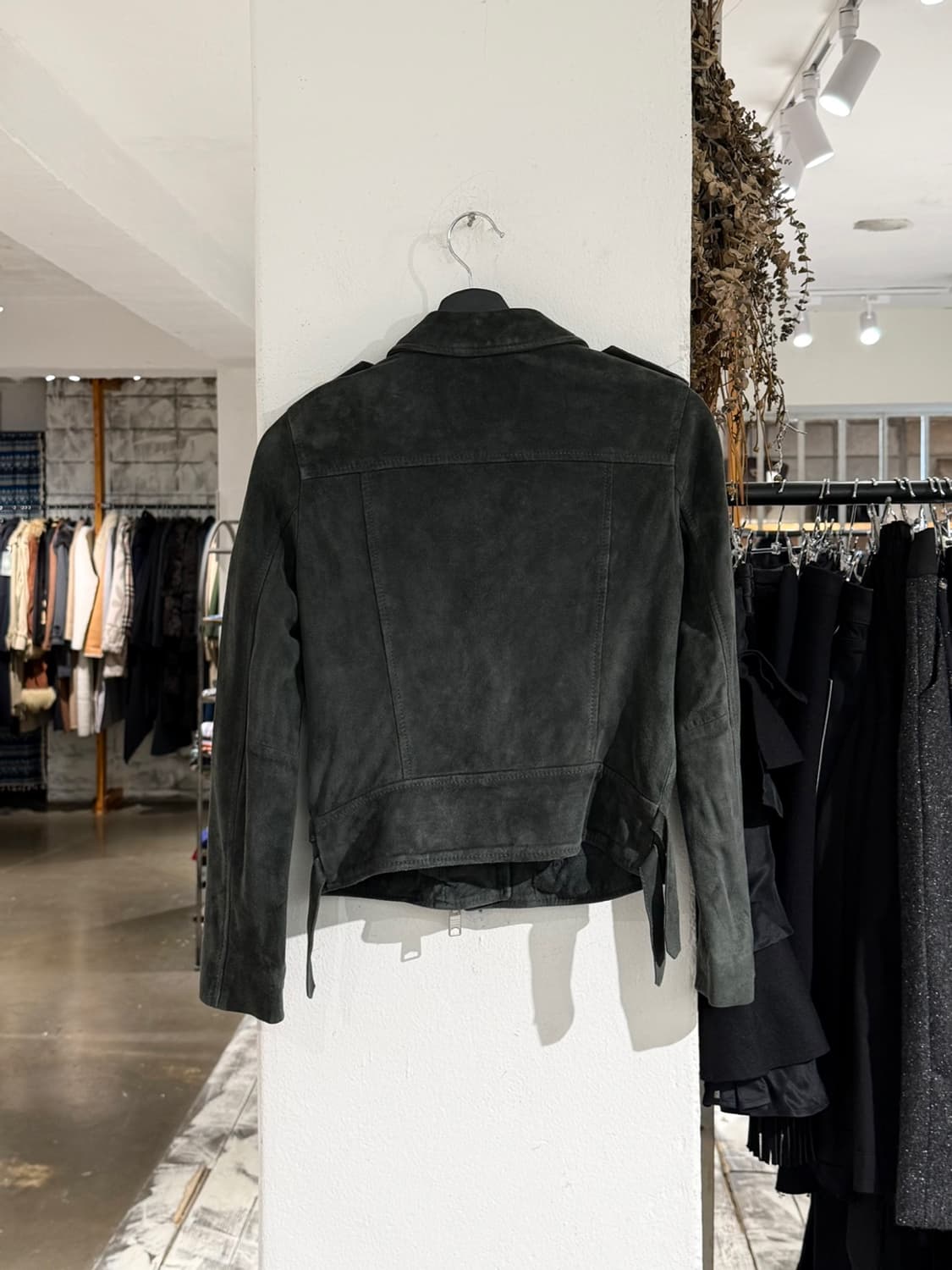 올세인츠 딥 카키 에드워즈 바이커 고트 스킨 스웨이드 자켓 상품이미지6