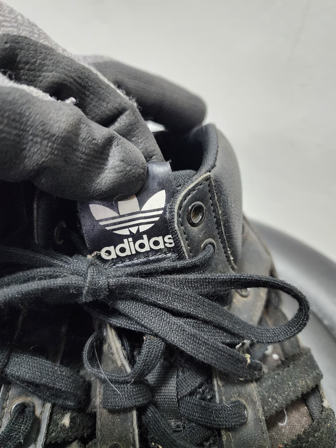 아디다스 빈티지 블랙 하이탑 샌들 상품이미지5