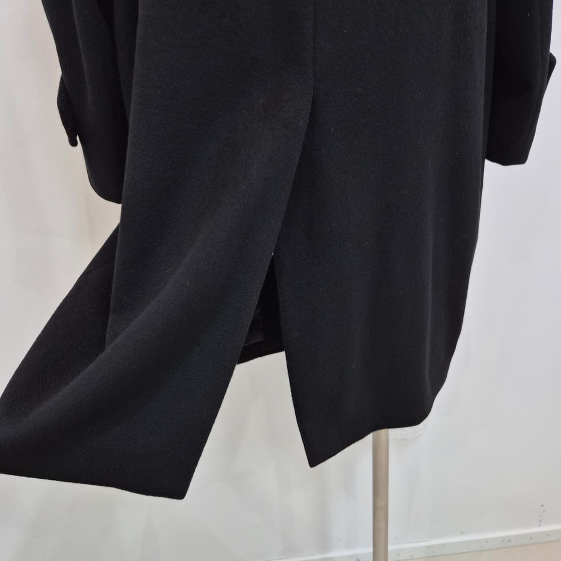 캐시미어100% 레글런 블랙 롱코트 상품이미지9