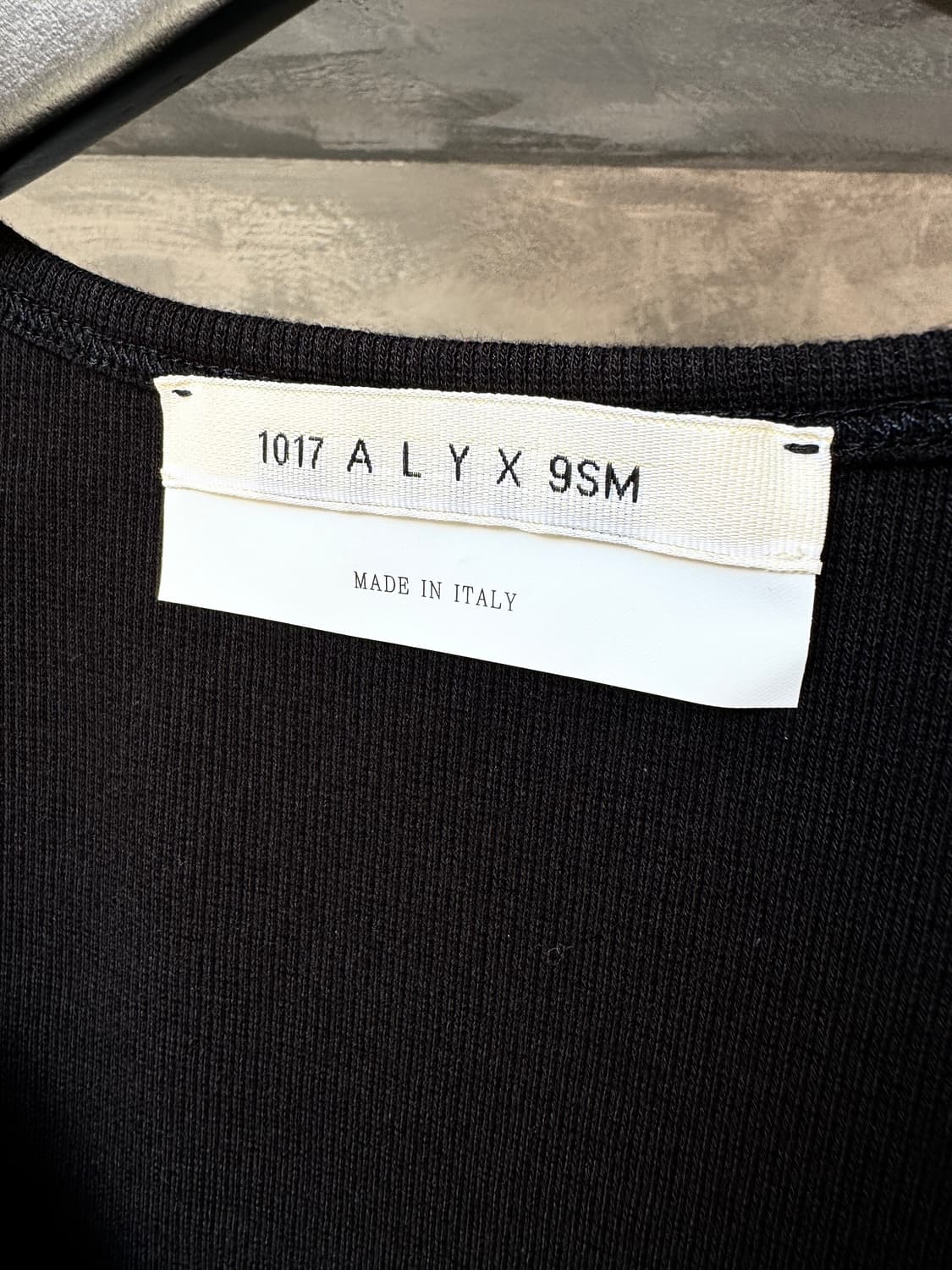 새상품 1017 ALYX 9SM 블랙 메탈 장식 슬리브리스 S(44,55 상품이미지7