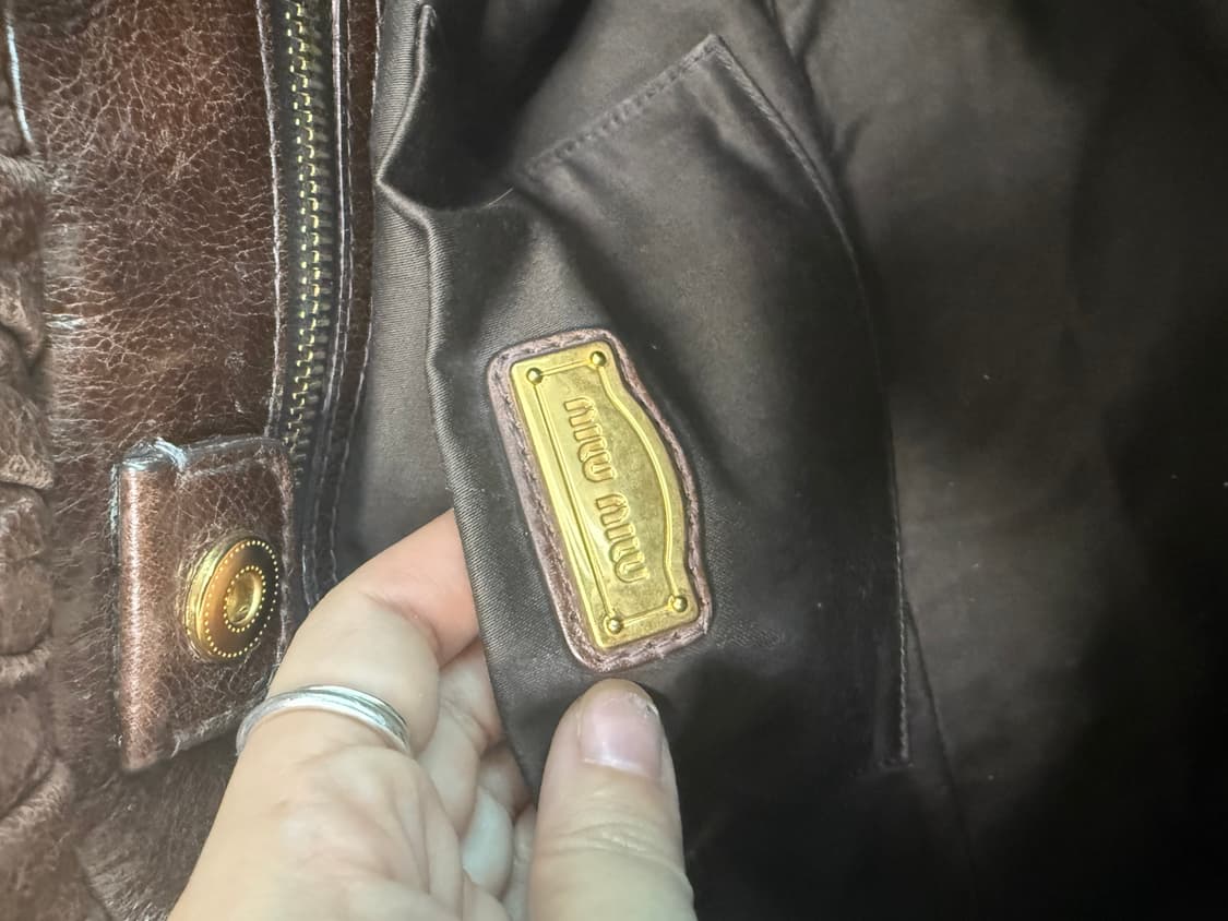 미우미우 브라운 비텔로 백 스칸디백 상품이미지7