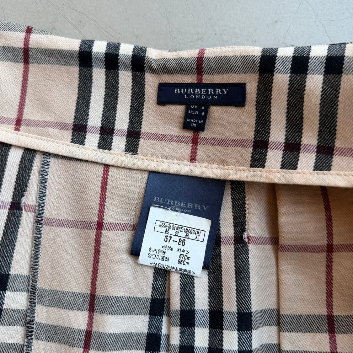 버버리 레더벨트 노바체크 스커트 상품이미지5