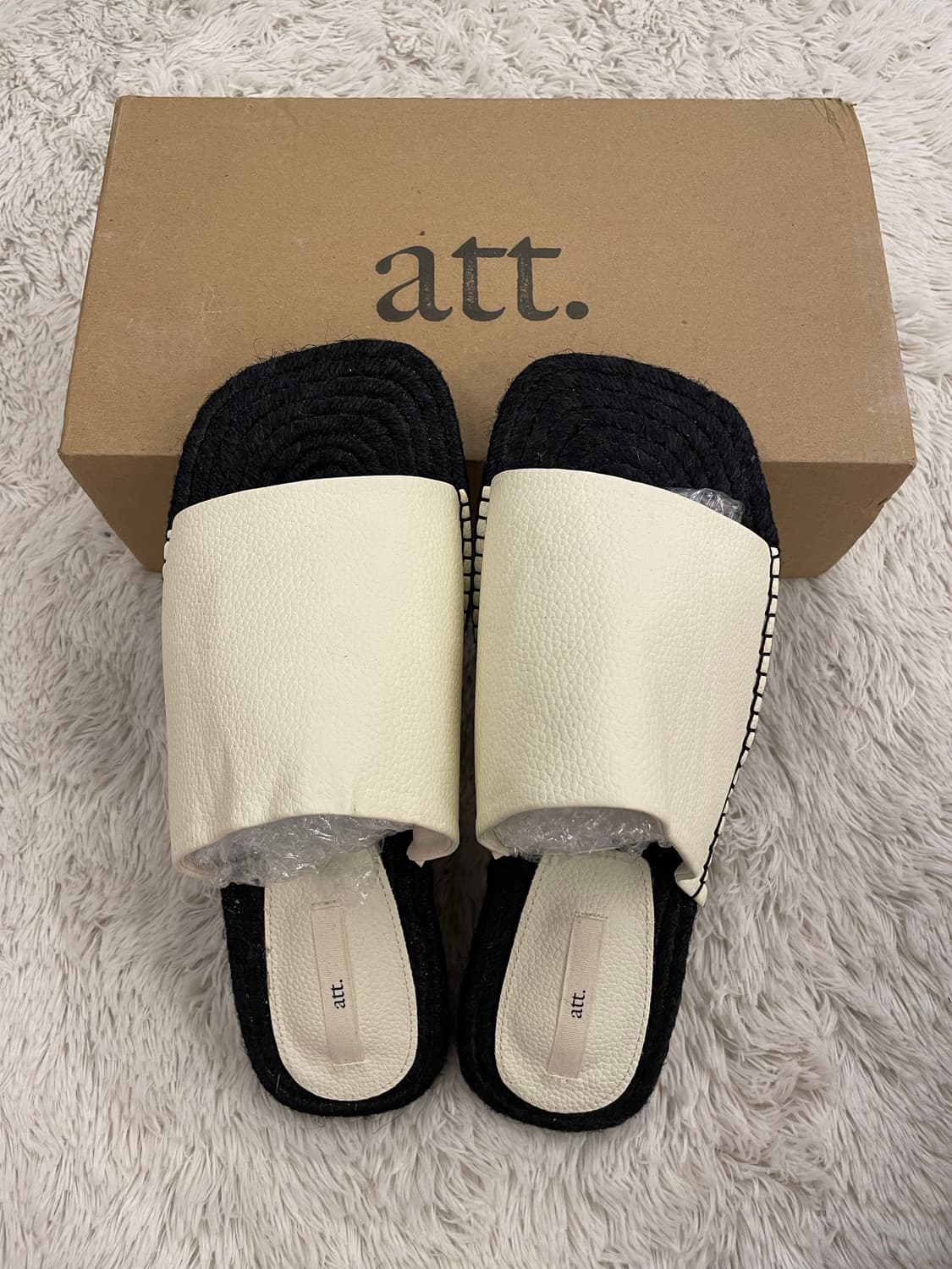 att. 어텀 뮬 슬리퍼 255 새상품 상품이미지3
