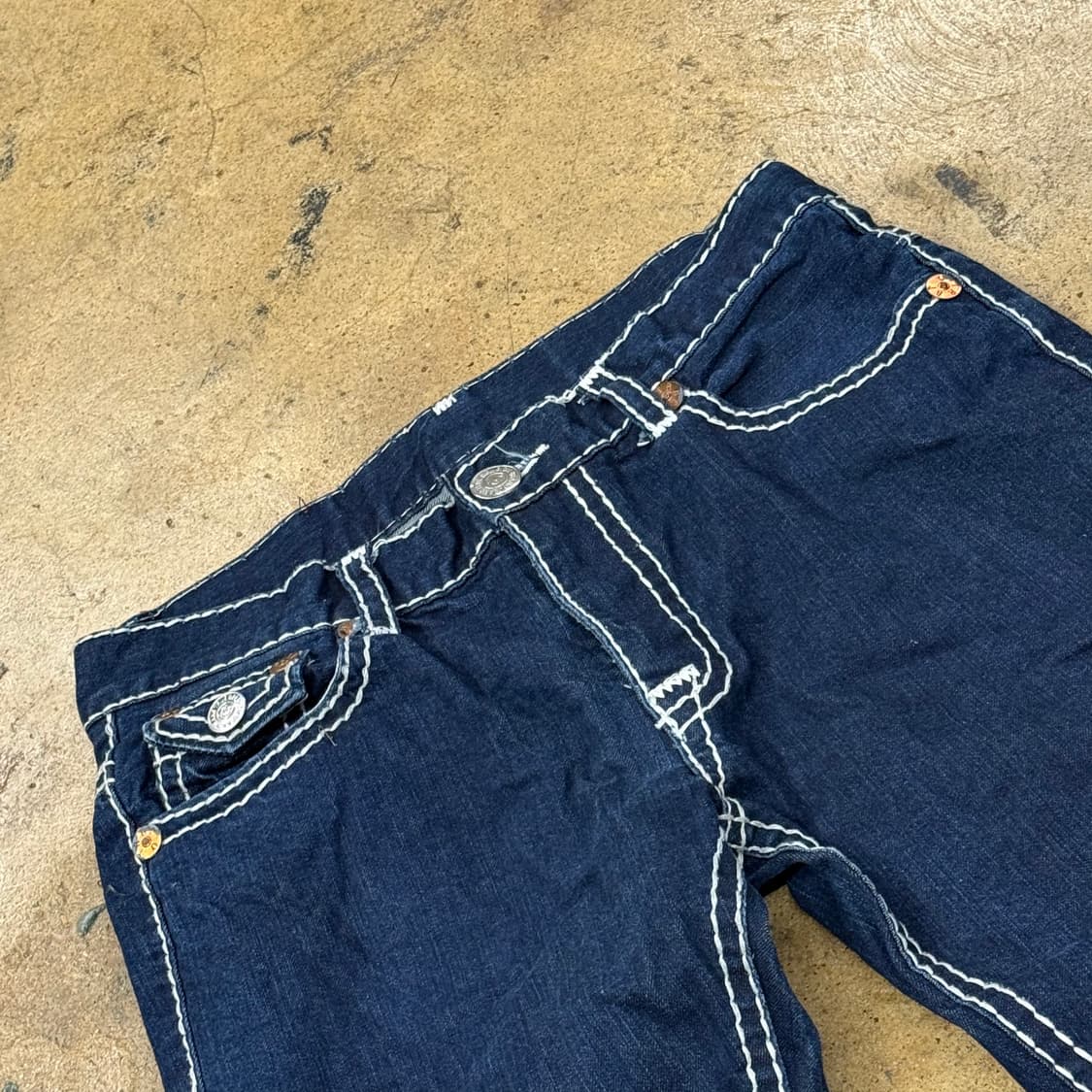 [정품/32] 트루릴리젼 스티치 데님 바지 b14 상품이미지1