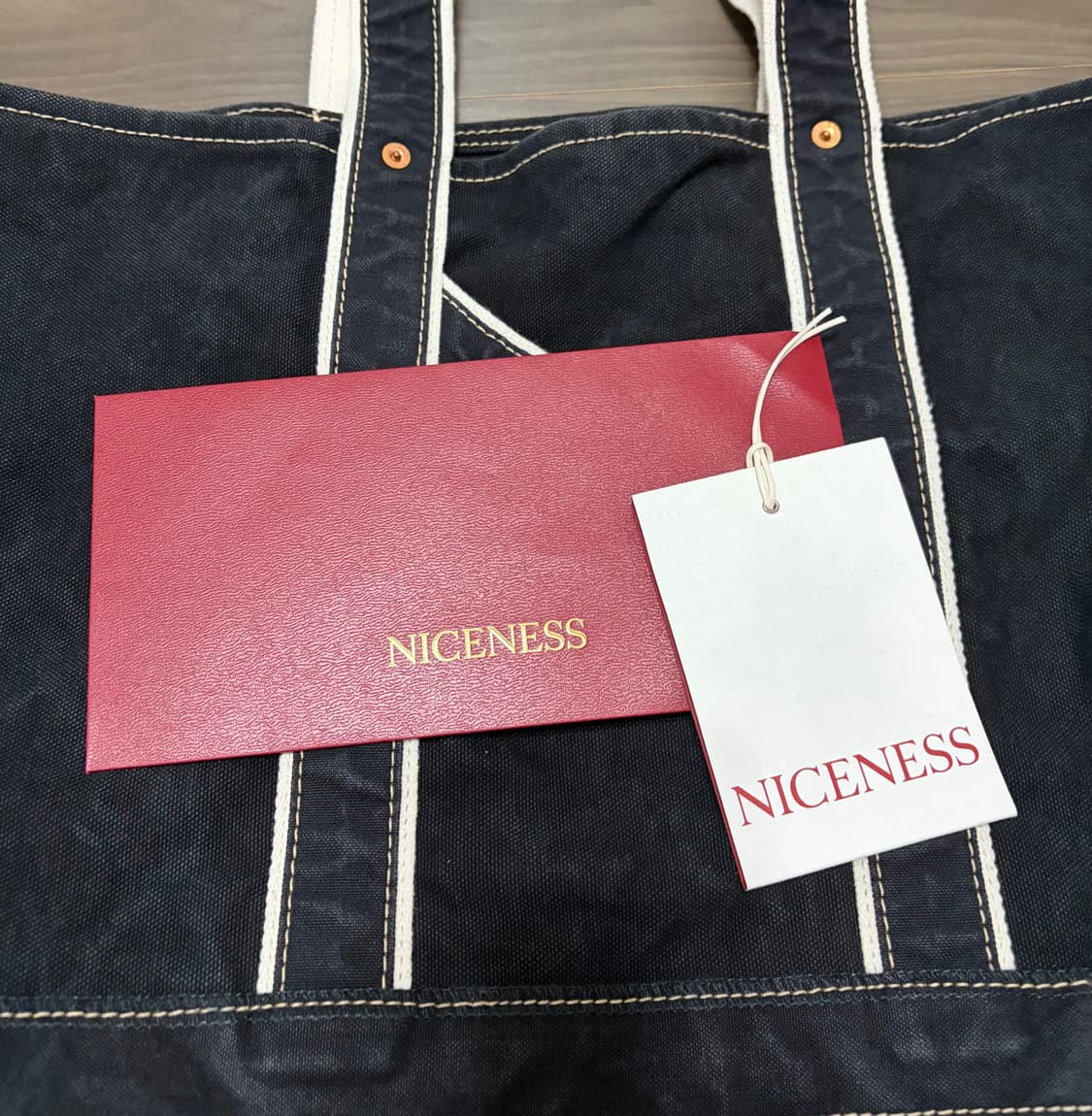 나이스네스 레쉬 Niceness lesh 토트백 블랙 상품이미지4