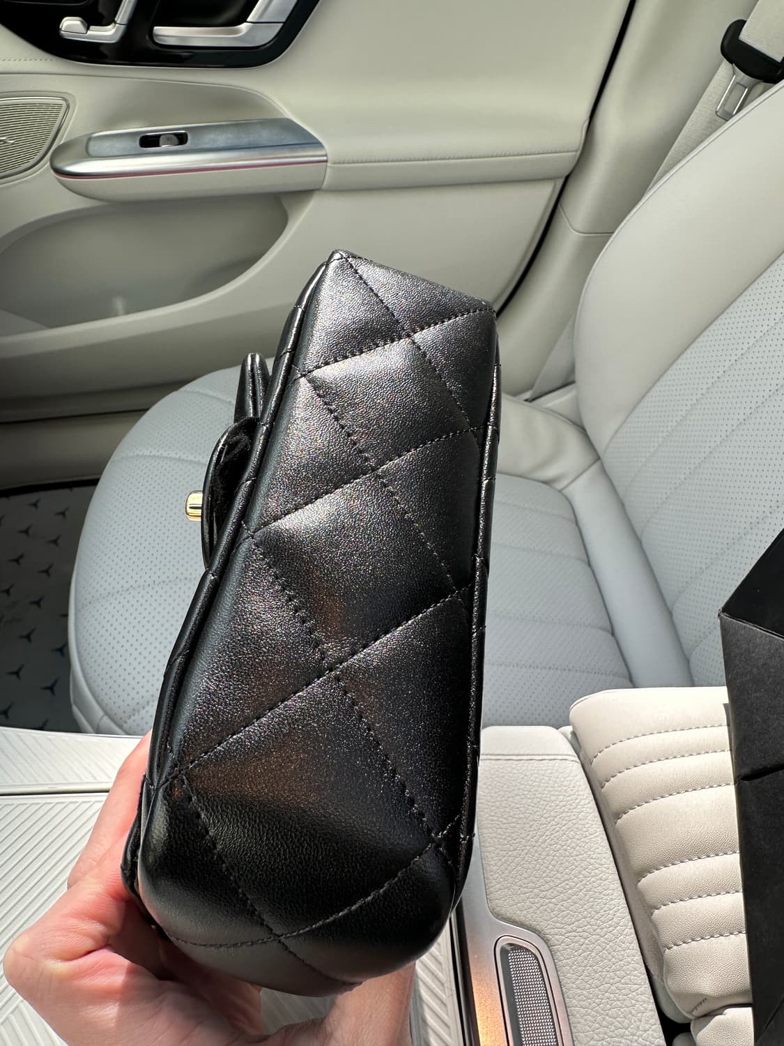 샤넬 뉴미니 탑핸들 24시즌백  상품이미지8