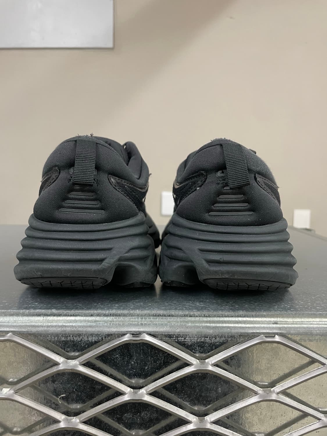 호카 본디 8 블랙 255 상품이미지3