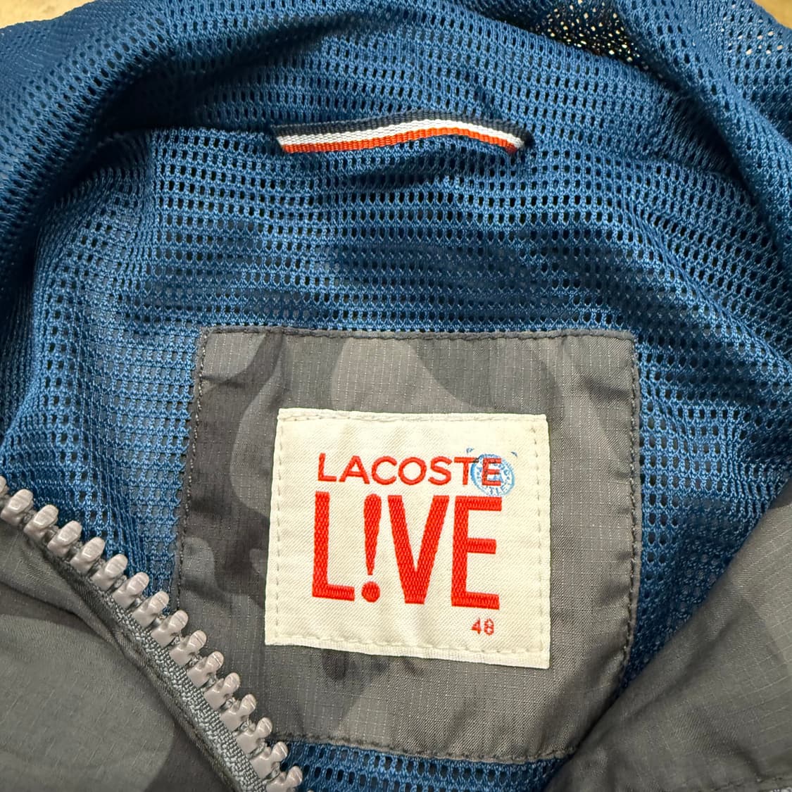 [정품] 라코스테 카모 패턴 후드 바람막이 자켓 b14 상품이미지5