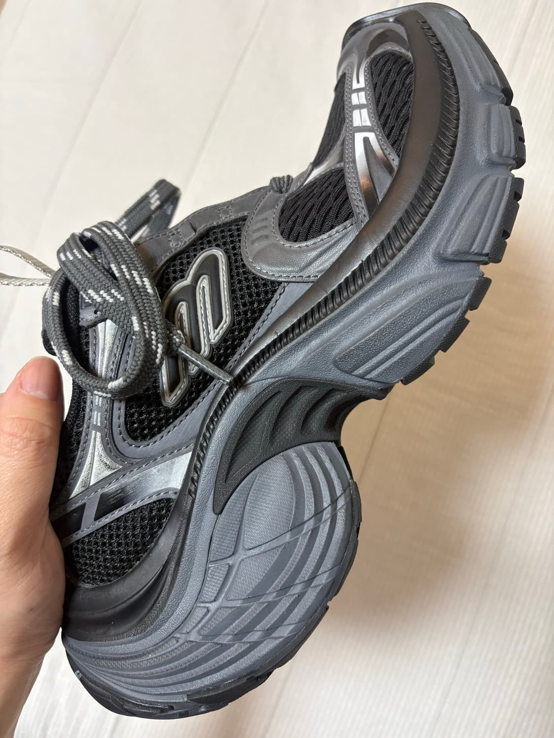발렌시아가 6xl 37 상품이미지4