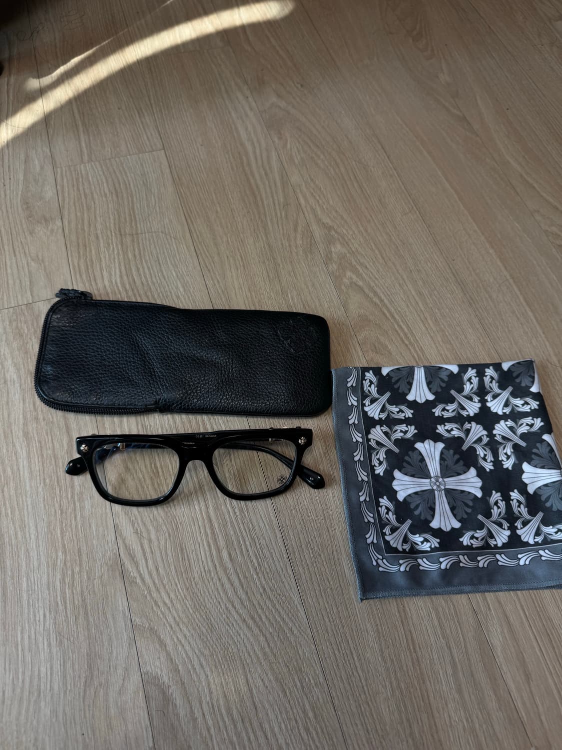 크롬하츠 안경 콕스 어커 블랙 18k 골드 플레이트 상품이미지2