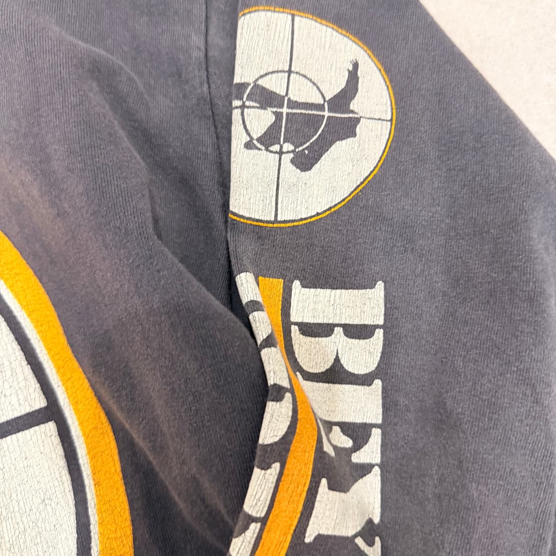 세인트미카엘 션우더스푼 퍼블릭에너미 롱슬리브 상품이미지2