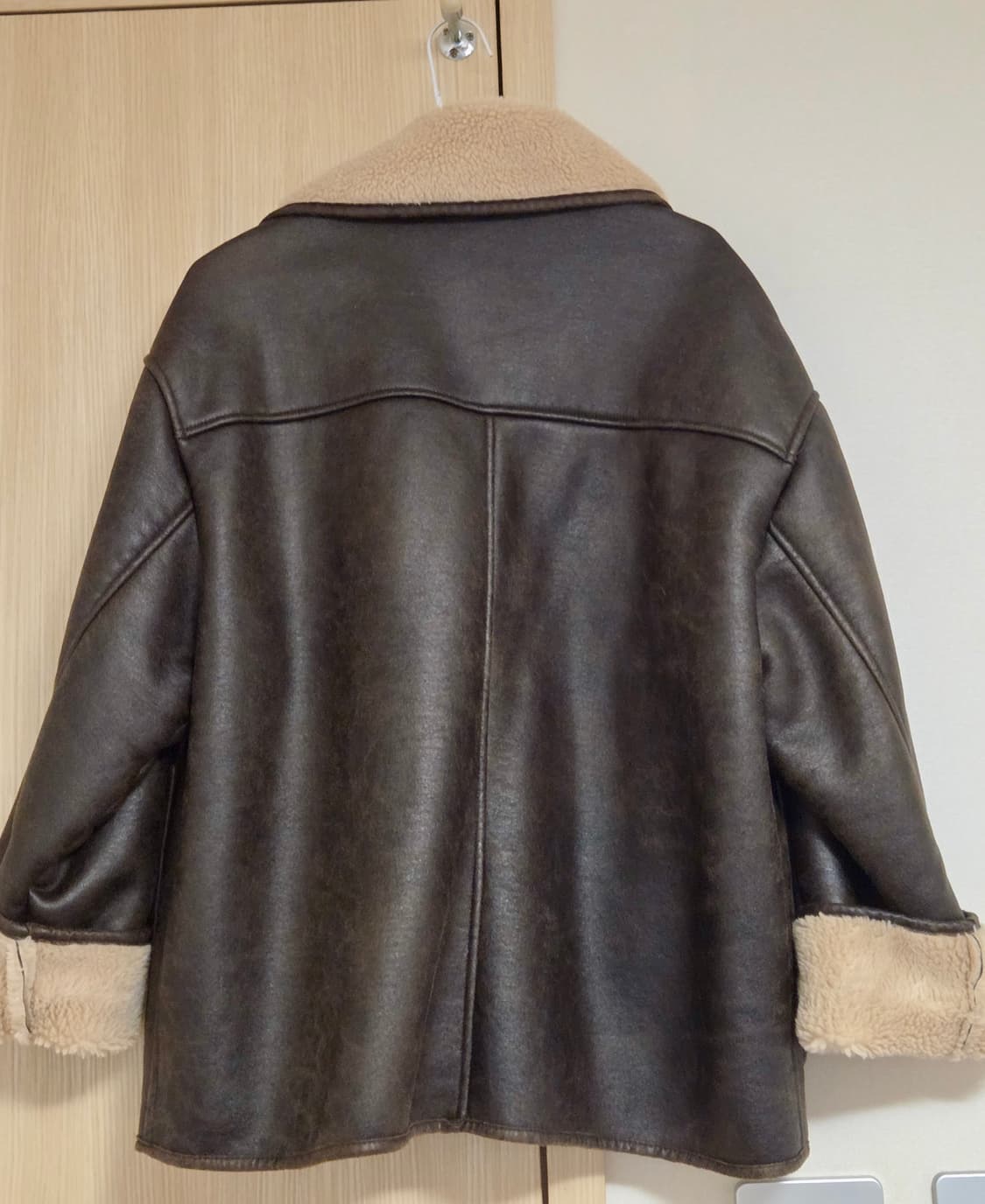 자라 / 무스탕 페이크 레더 재킷 /S 상품이미지3