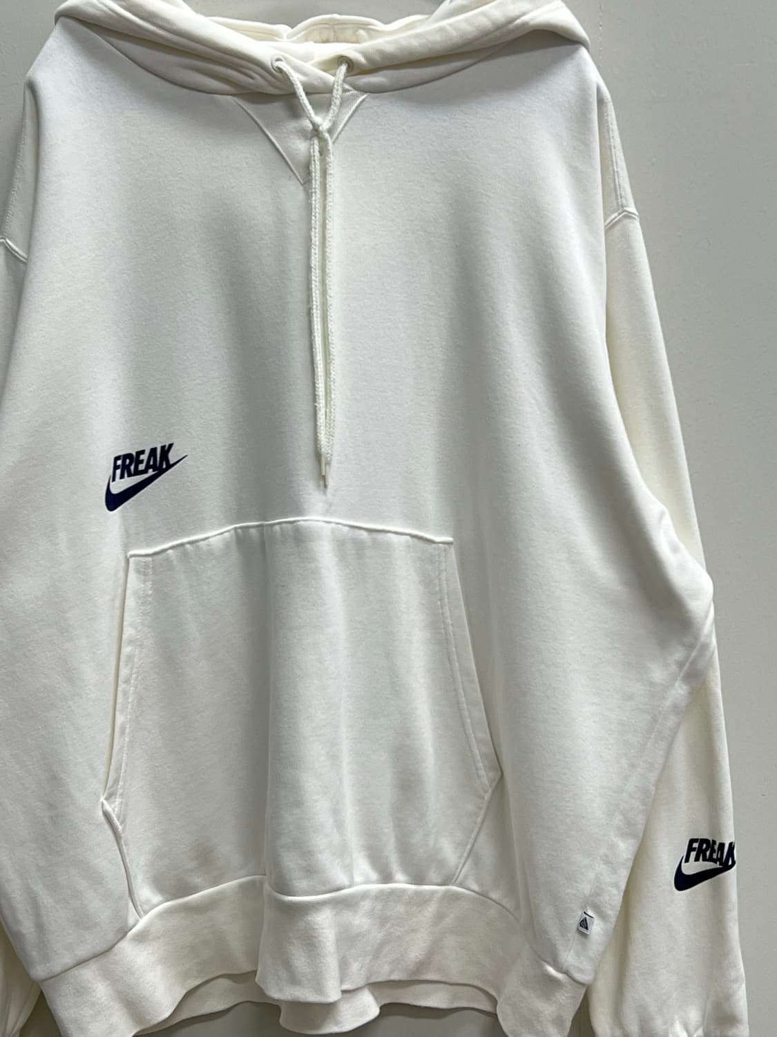 (4XL) 나이키 야니스 풀오버 베스킷볼 후드 티 화이트 상품이미지3