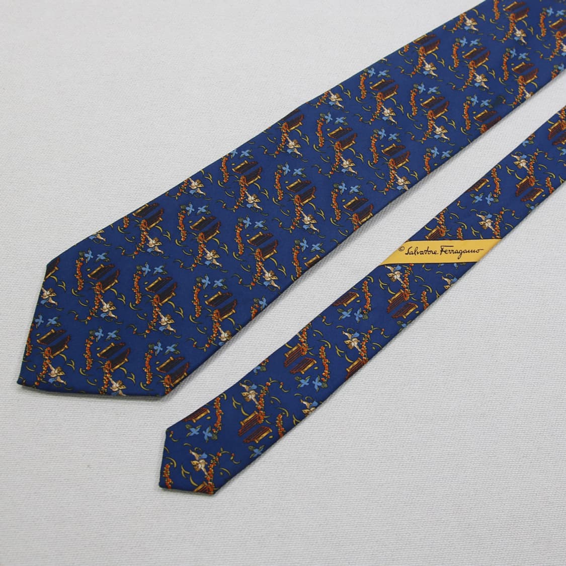 페라가모 실크 패턴 넥타이  상품이미지2