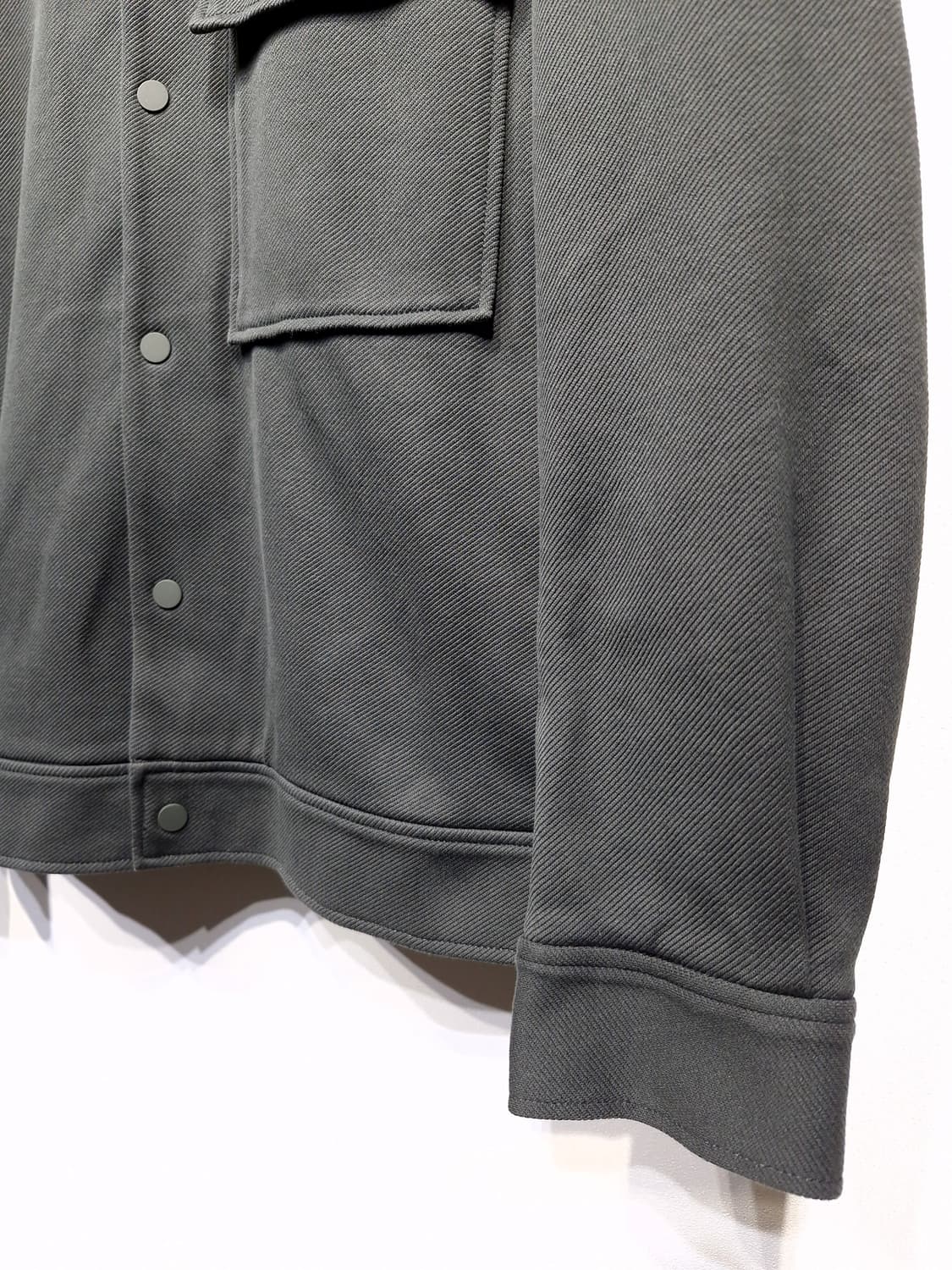 코스 COS 코튼 트윌 자켓 카키_S 상품이미지5